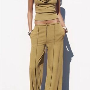 Zara Green Wide Leg Pants with Elegant Pleats